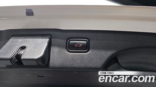Kia Sorento 2018 — photo 31