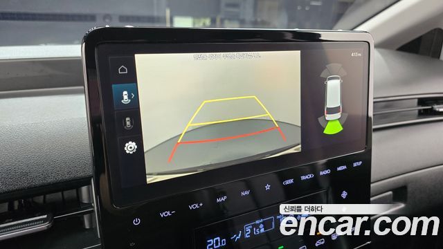 Hyundai Staria 2025 — photo 21