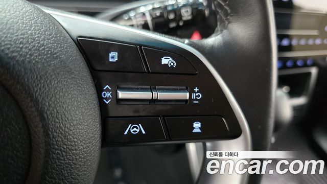 Hyundai Staria 2025 — photo 23