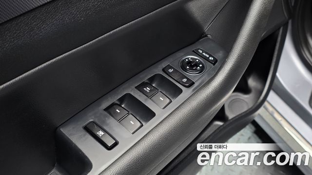 Hyundai Sonata 2016 — photo 26
