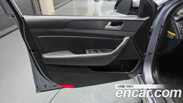 Hyundai Sonata 2016 — photo 14