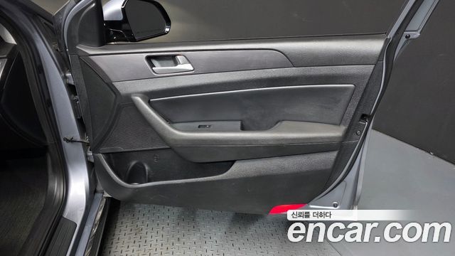 Hyundai Sonata 2016 — photo 15