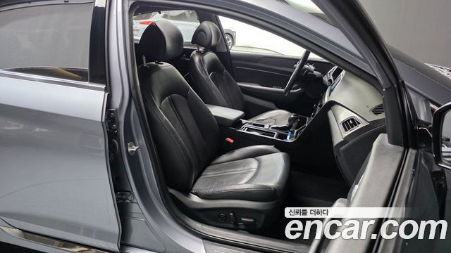 Hyundai Sonata 2016 — photo 16