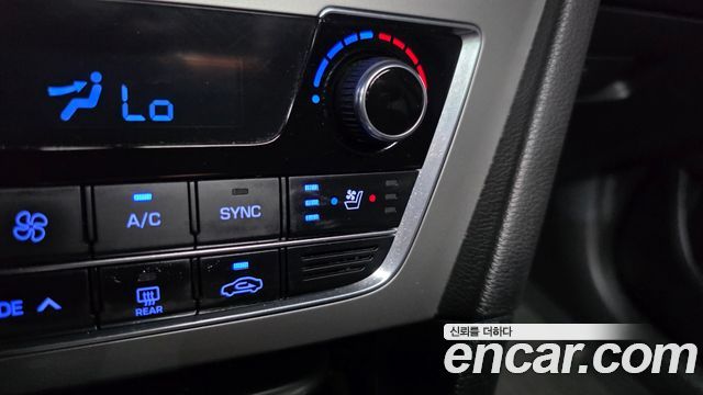 Hyundai Sonata 2016 — photo 33
