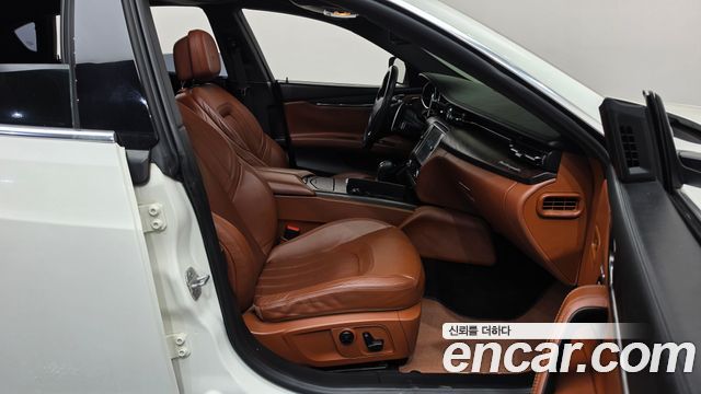 Maserati Quattroporte 2014 — photo 11