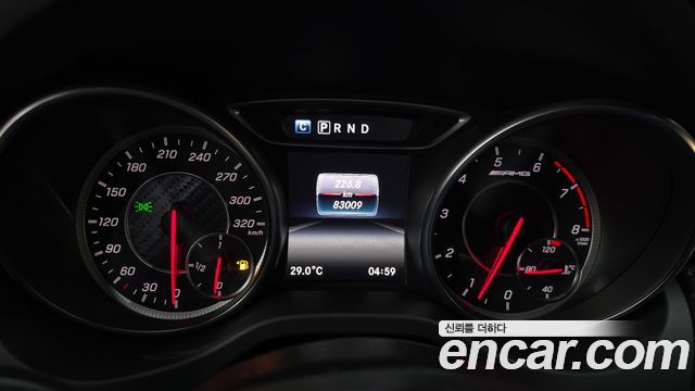 Mercedes-Benz A-Class 2018 — photo 11