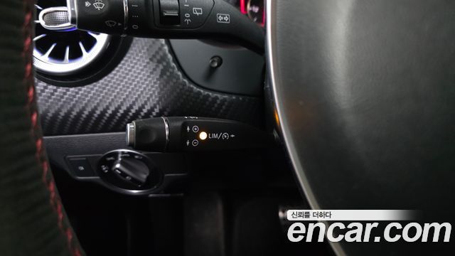 Mercedes-Benz A-Class 2018 — photo 20