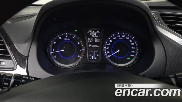Hyundai Grandeur 2017 — photo 8