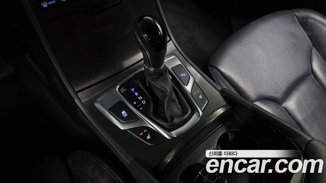 Hyundai Grandeur 2017 — photo 9