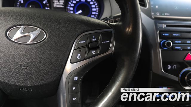 Hyundai Grandeur 2017 — photo 18