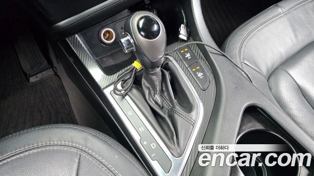 Kia K5 2012 — photo 9