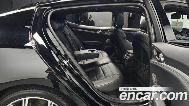 Kia Stinger 2020 — photo 11