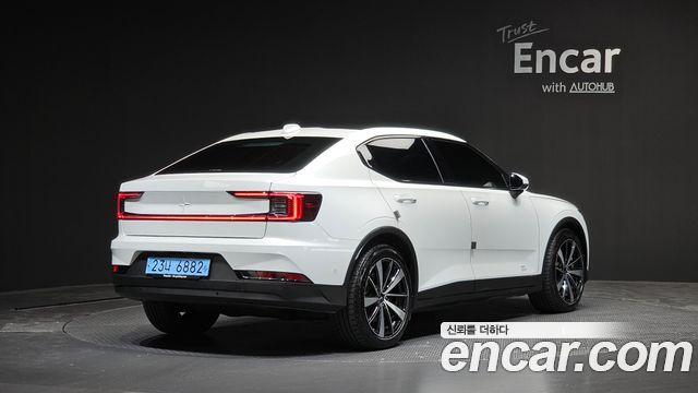 Polestar Polestar 2 2022 — photo 2