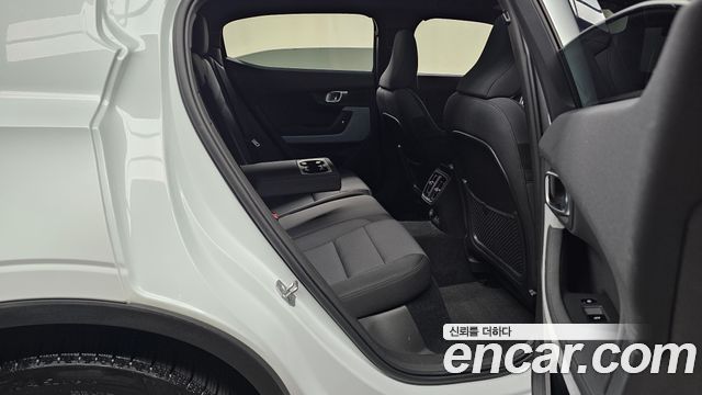 Polestar Polestar 2 2022 — photo 17