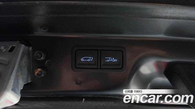 Hyundai Staria 2025 — photo 24