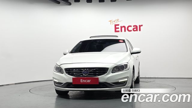Volvo S60 2018 — photo 3