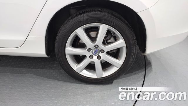 Volvo S60 2018 — photo 7