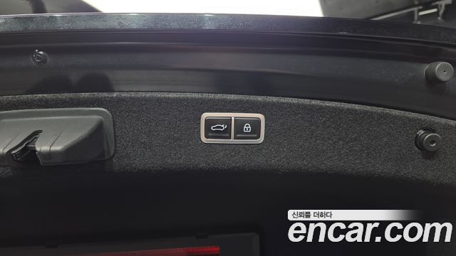 Genesis G80 2022 — photo 23