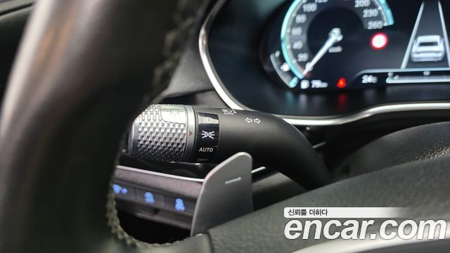 Genesis G80 2022 — photo 28