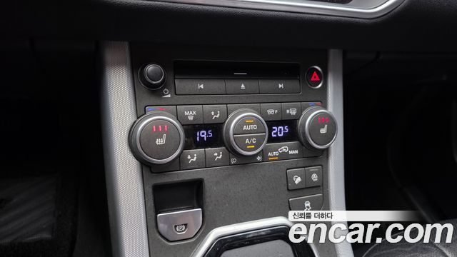 Land Rover Range Rover Evoque 2018 — photo 23