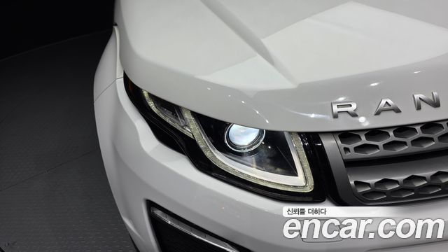 Land Rover Range Rover Evoque 2018 — photo 8