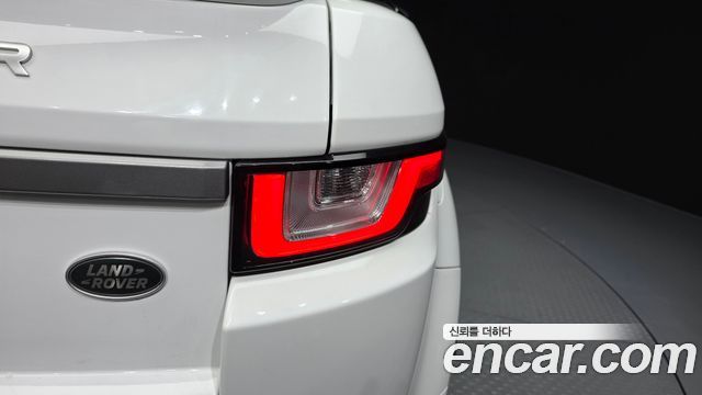 Land Rover Range Rover Evoque 2018 — photo 9