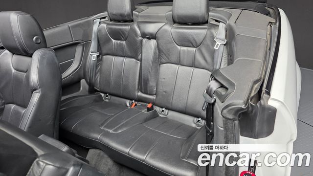 Land Rover Range Rover Evoque 2018 — photo 16