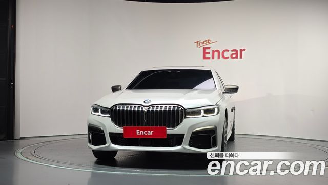 BMW 7-Series 2016 — photo 3