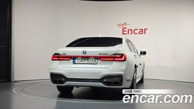 BMW 7-Series 2016 — photo 4