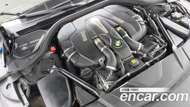 BMW 7-Series 2016 — photo 6