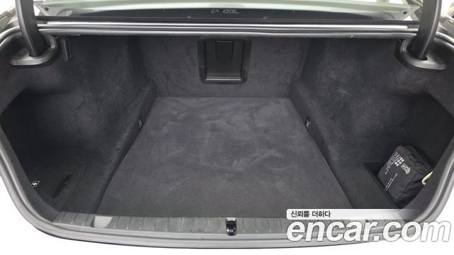 BMW 7-Series 2016 — photo 20