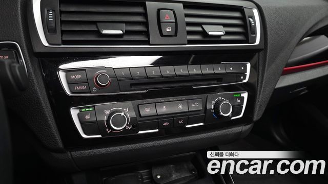 BMW 1-Series 2017 — photo 24