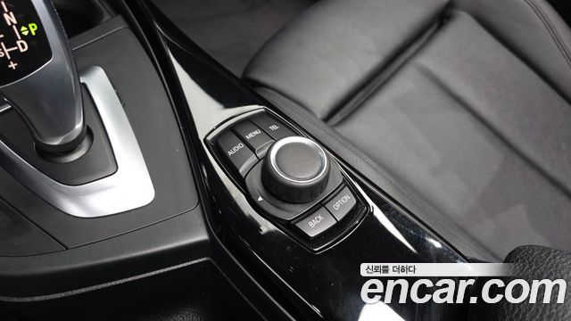 BMW 1-Series 2017 — photo 31
