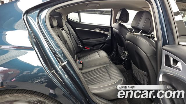 Genesis G70 2022 — photo 18