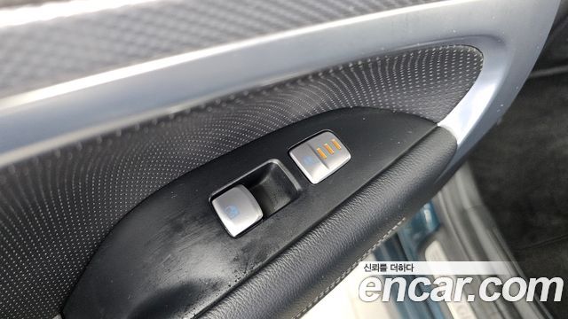 Genesis G70 2022 — photo 25