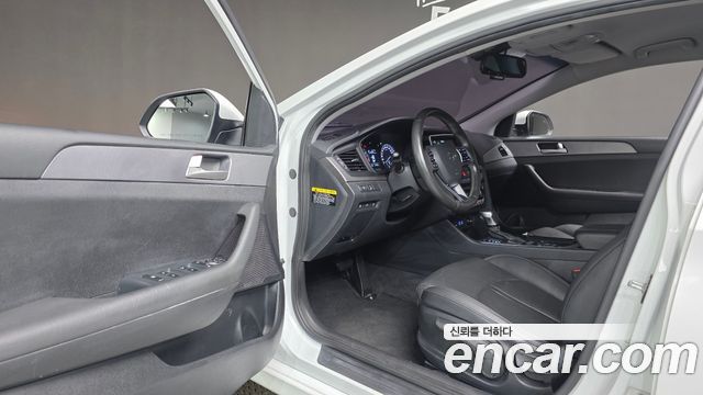 Hyundai Sonata 2019 — photo 13