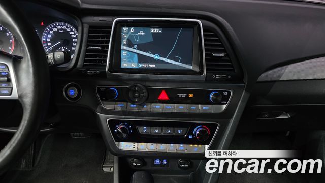 Hyundai Sonata 2019 — photo 20