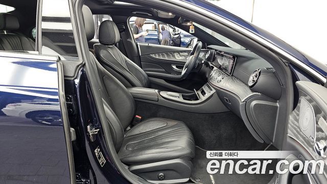 Mercedes-Benz CLS-Class 2021 — photo 17