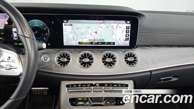 Mercedes-Benz CLS-Class 2021 — photo 20