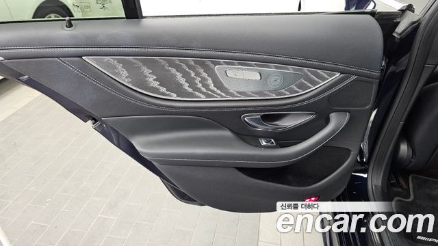 Mercedes-Benz CLS-Class 2021 — photo 15