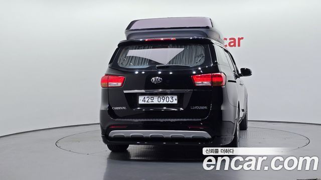 Kia Canival 2016 — photo 4
