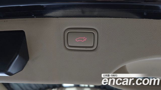 Kia Canival 2016 — photo 18