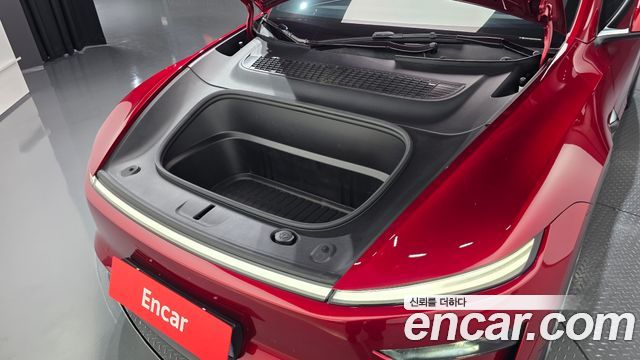 Tesla Model Y 2025 — photo 6