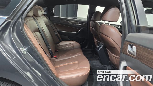 Hyundai Sonata 2018 — photo 17