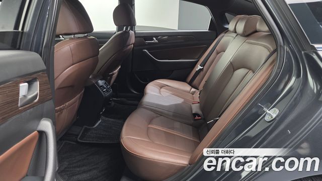 Hyundai Sonata 2018 — photo 19