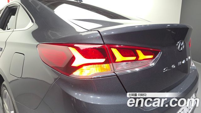 Hyundai Sonata 2018 — photo 9