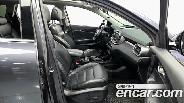 Kia Sorento 2015 — photo 18