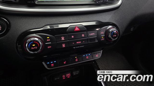 Kia Sorento 2015 — photo 32