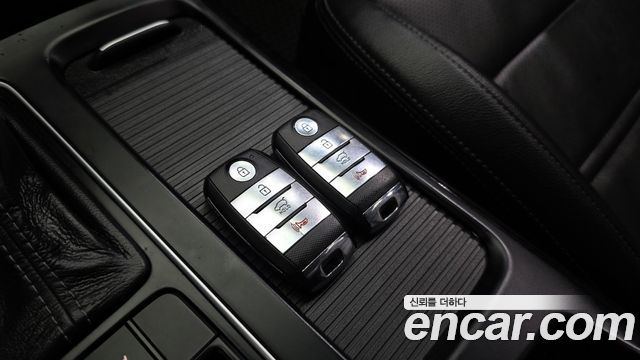 Kia Sorento 2015 — photo 34