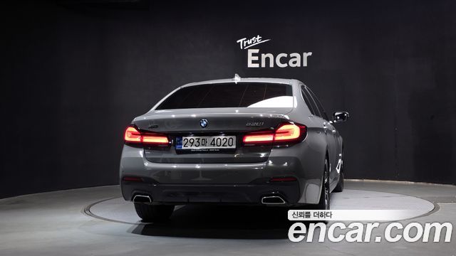 BMW 5-Series 2022 — photo 4
